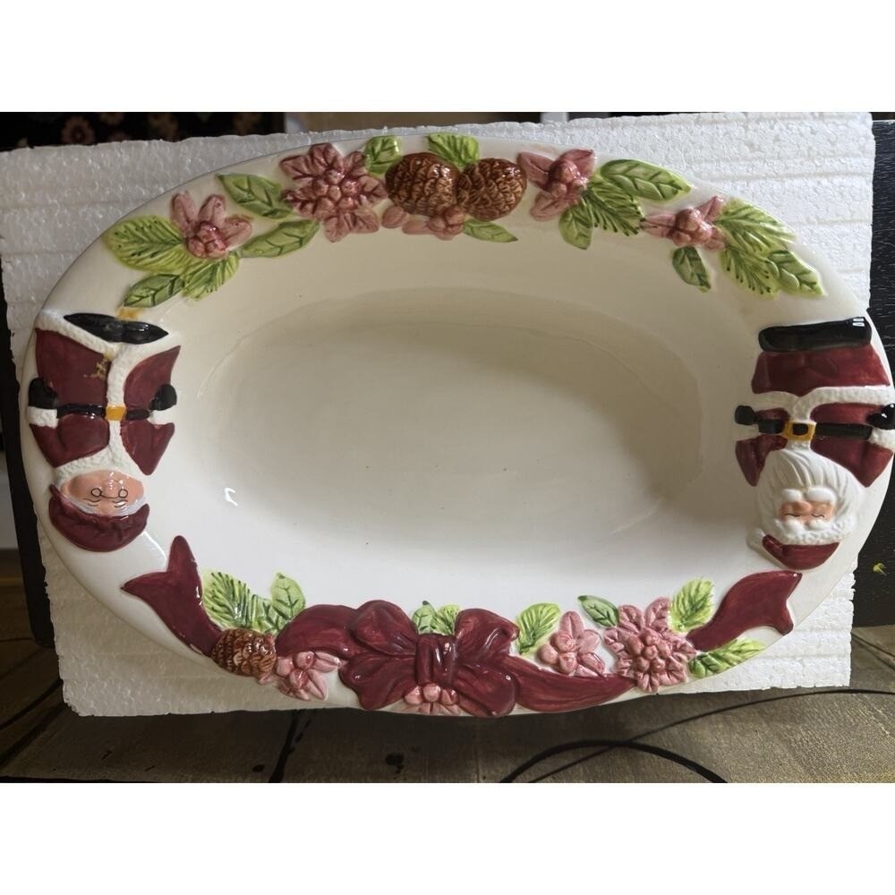 Publix Christmas‎ Serving Bowl Santa Poinsettia Holiday Platter 12" In Box - Picture 3 of 13